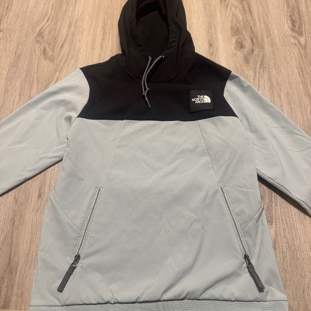 Women’s pullover jacket